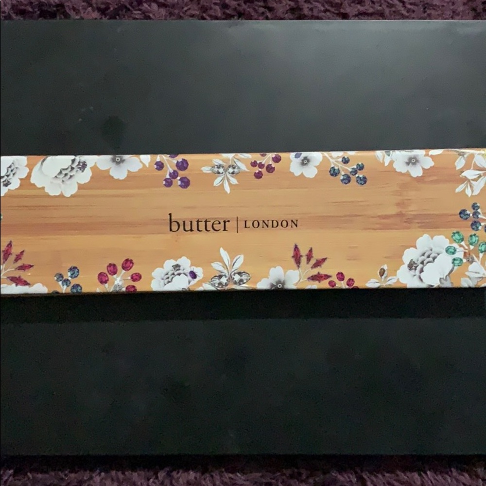 Butter London natural goddess palette